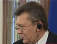 Янукович уверяет, что не давал приказа стрелять в протестующих