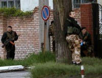 Штурм военкомата в Луганске