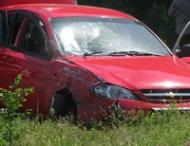 В&nbsp;Луганске неизвестные на&nbsp;оживленном перекрестке расстреляли машину, есть погибшие (фото)