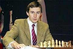 Отец самого перспективного украинского шахматиста сергея карякина александр: «оставаясь в украине, сын не сможет стать чемпионом мира»