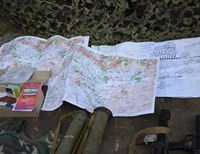 Силовики задержали группу боевиков с арсеналом оружия (фото)