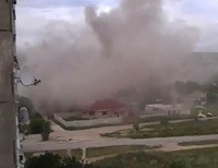 Боевики открыли огонь по жилым кварталам Луганска (видео)