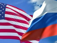 Немцов объяснил, чем России грозят американские санкции