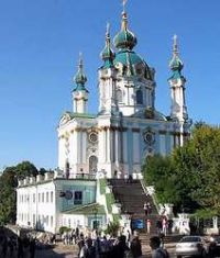 Кабинет министров разрешил проводить в киевской андреевской церкви ежедневные богослужения