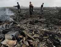 Террористы ДНР вывозят обломки самолета Boeing-777 в неизвестном направлении