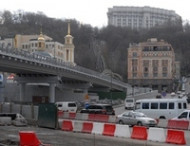 В столице до 18 августа движение транспорта по Набережно-Крещатикской улице будет затруднено
