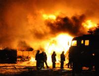 В Запорожье пожар на складах производителя майонеза тушили 50 пожарных (фото)
