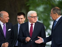 Ситуацию в Украине обсудили министры иностранных дел России, Германии и Франции 