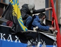 В Донецке взяты в заложники участники митинга за единую Украину