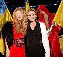 На вечеринке, устроенной светланой лободой накануне открытия «евровидения», иностранные гости пели хиты украинской певицы