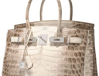 Дамская сумочка из крокодиловой кожи продана с аукциона за 185 тысяч долларов 