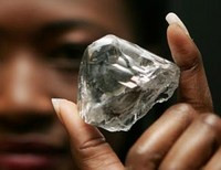 Добытый в Африке алмаз весом 198 каратов продан в Лондоне за 10 миллионов 600 тысяч долларов 