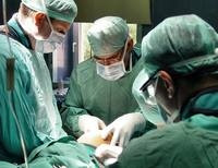 хирурги операция
