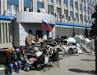 В Луганске «кадыровцы» вытеснили местных боевиков из здания СБУ&nbsp;— СМИ