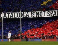Плакат на стадионе «Каталония&nbsp;— не Испания»