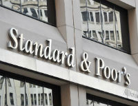S&P повысило кредитный рейтинг Киева