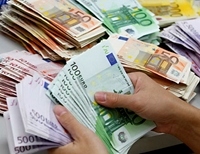 Курс падения российского рубля к евро побил исторический рекорд