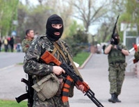 На Луганщине боевики выстрелами из оружия разогнали протестующих