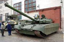 Харьковчане готовятся к серийному производству новейшего украинского танка «оплот», который соответствует лучшим мировым образцам бронетанковой техники