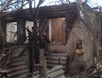 Ремонтники не смогли спасти Трехизбенку от гуманитарной катастрофы из-за обстрела боевиков