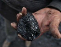 Украина договорилась о закупках угля у подконтрольных боевикам шахт