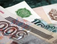 Мировые банки стали ограничивать операции с российским рублем