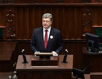 Порошенко пообещал внести в Раду законопроект об отказе об внеблоковости