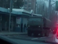 В Донецке перевернулся грузовик с боеприпасами