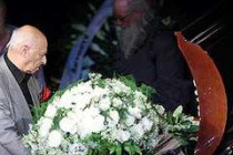 Вчера в москве на троекуровском кладбище похоронили вячеслава невинного