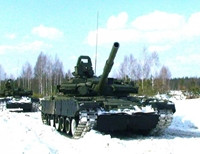 Трехкилометровая колонна танков замечена в Горловке