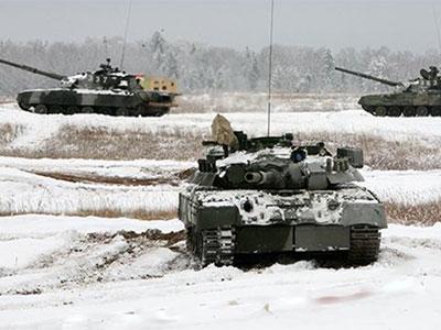 На Луганщине боевики пошли в наступление при поддержке танков
