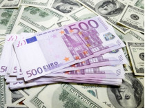 «Официальный» доллар вырос до 18 гривень