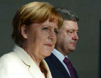 В Киеве стартовала закрытая встреча Порошенко, Меркель и Олланда