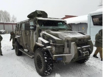 Полк «Азов» получил бронеавтомобили (фото) 