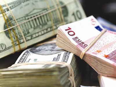 На межбанке евро пробил отметку в 30 гривень