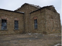 Боевики разрушили православный храм в Троицком на Луганщине