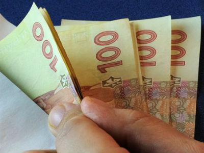 Межбанк закрылся долларом по 25 гривен