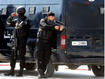 Полицейские возле музея «Бардо»