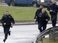 Французские полицейские