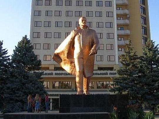 памятник Ленину Ильичевск