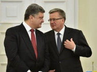 Порошенко пообещал Коморовскому внести изменения в закон об УПА