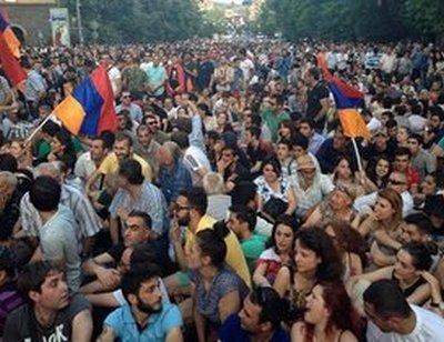 Участники акции в Ереване