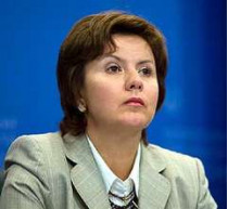 Марина ставнийчук: «основания для роспуска верховной рады есть. Но о досрочных парламентских выборах в секретариате президента не говорят»