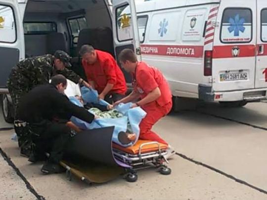 В Одессу доставили 18 раненых бойцов АТО