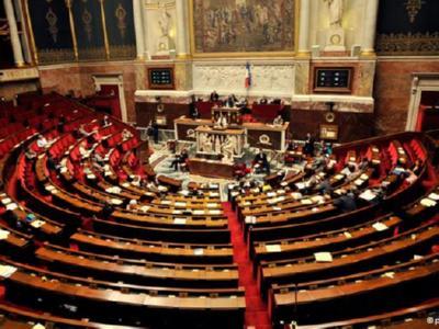 Зал заседаний парламента Франции