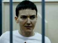 «У нее все в порядке». Адвокаты впервые за 10 дней поговорили с Савченко