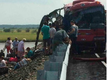 В РФ столкнулись два автобуса: 13 погибших, десятки пострадавших