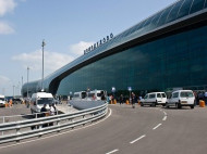 Московский аэропорт "Домодедово" возобновил работу после пожара