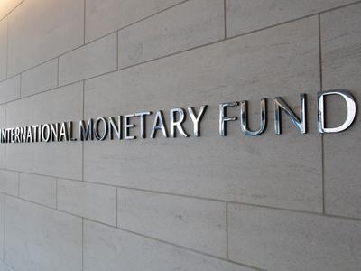 Порошенко назвал сроки визита миссии МВФ в Украину