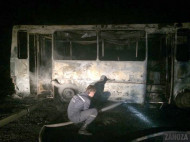 В Запорожье ночью неизвестные сожгли автобус батальона "Донбасс"